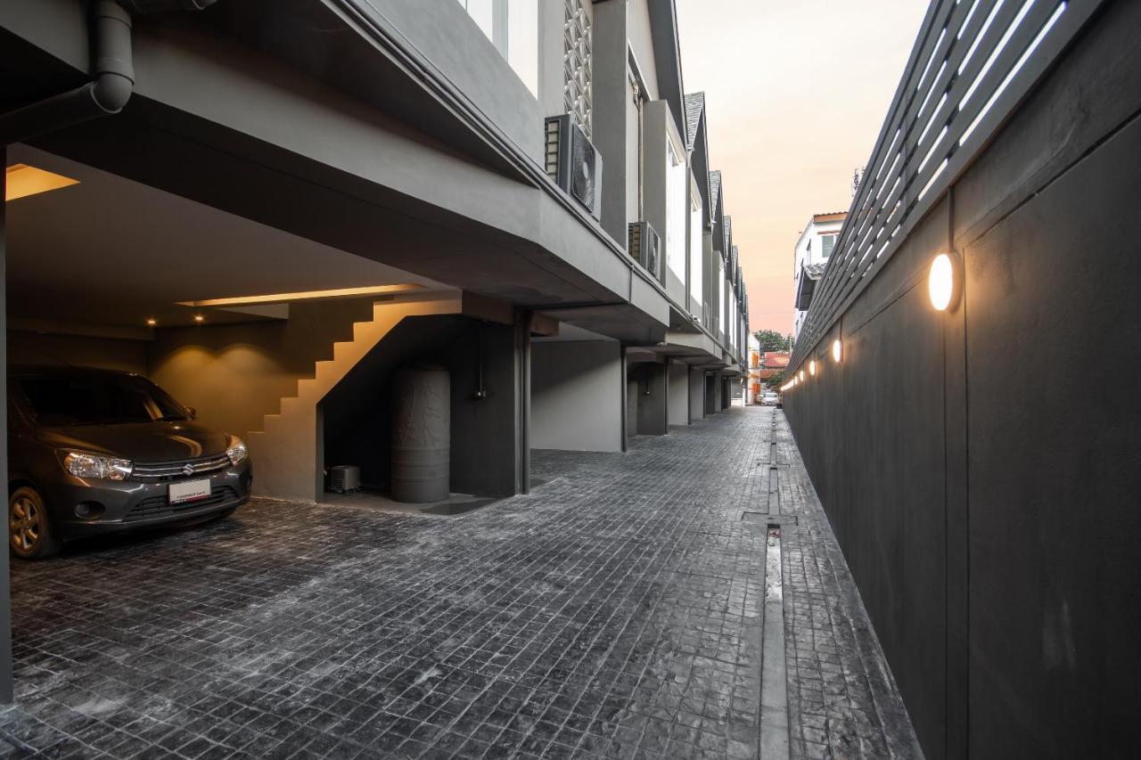 Nidhra นิทรา Apartment Ban Lat Krachaeng Exterior foto